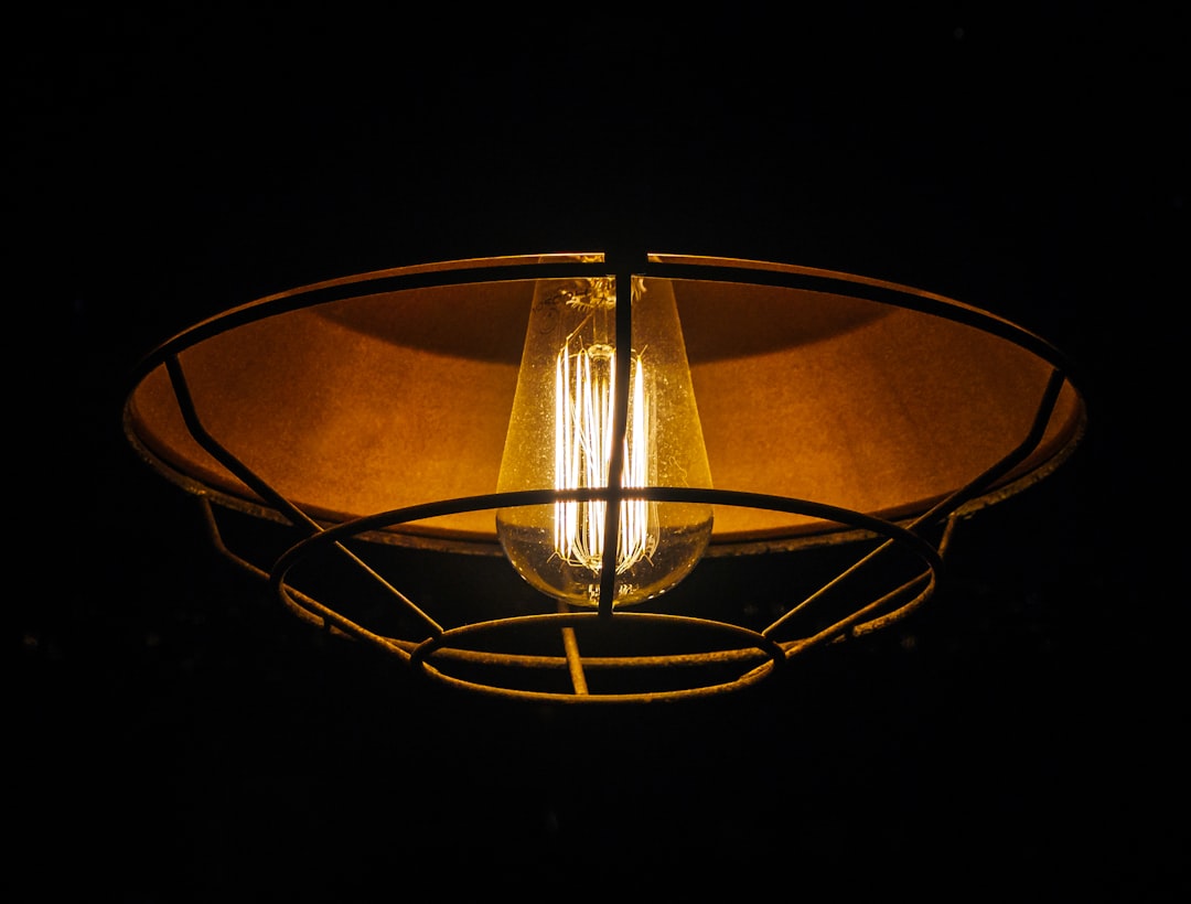 Photo firefly table lamp