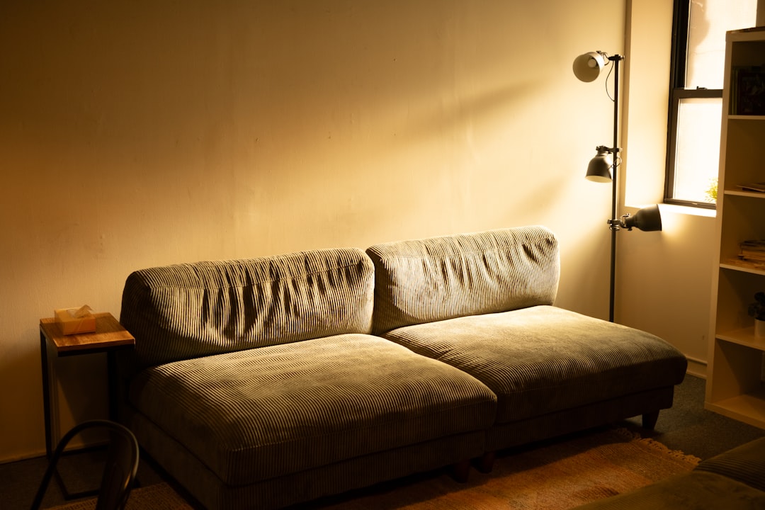 Photo sofa console lighting